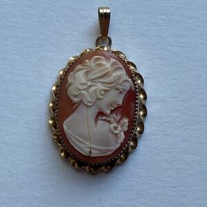 Vintage Sorento 12K Gold Fill Cameo Necklace Pendant